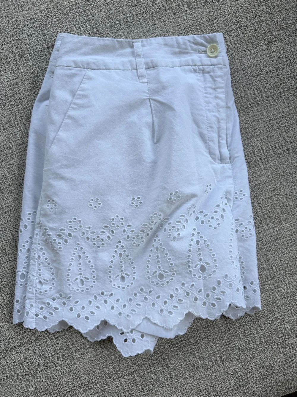 Jennifer Lopez White Eyelet Scalloped Hem Bermudas